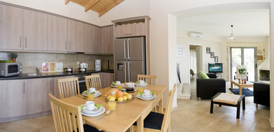 Villa Pernari kitchen and living room